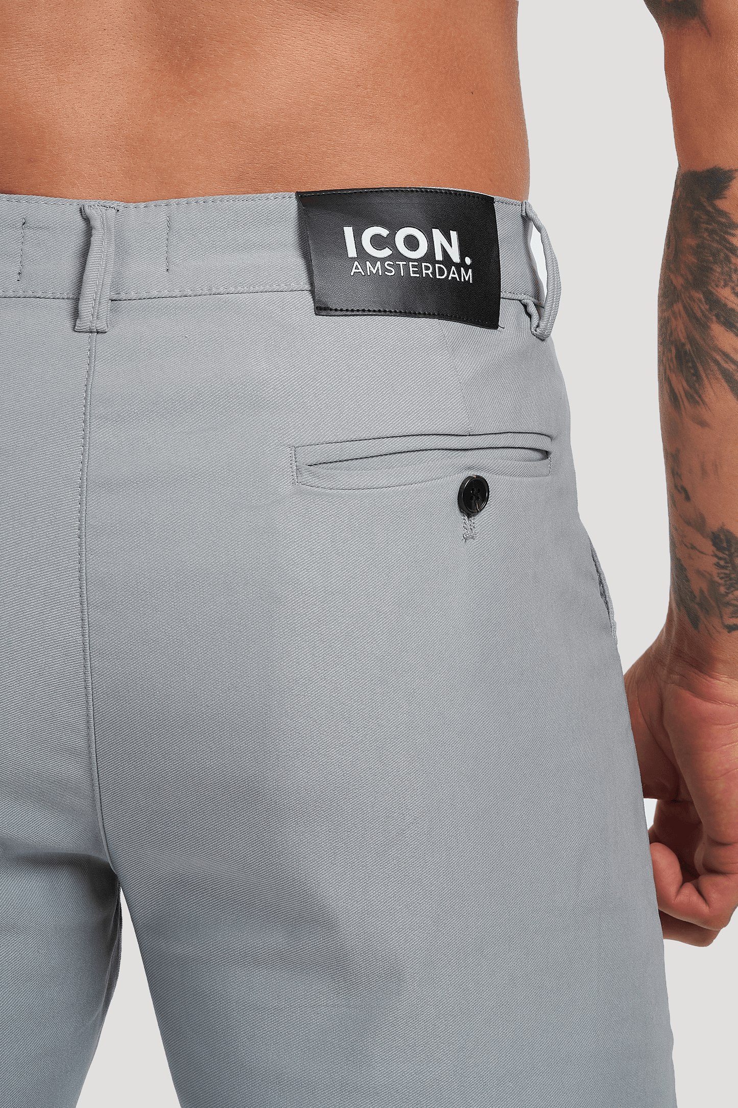 THE AVANI SHORTS - LIGHT GREY