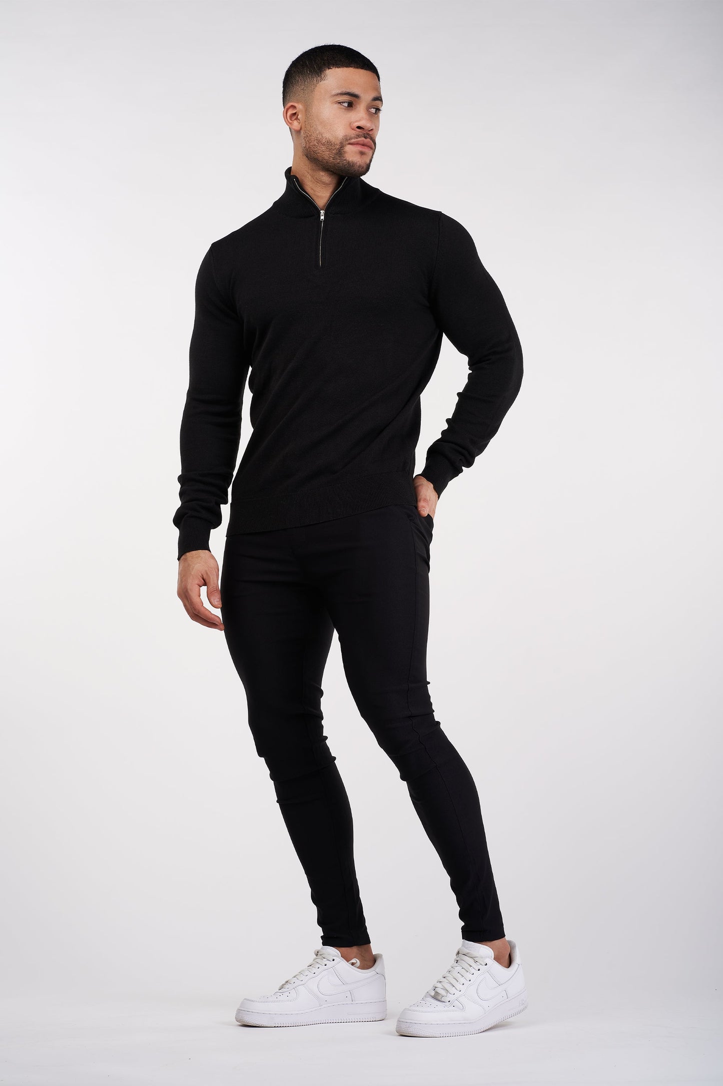 THE SANTONI - HALF ZIP SWEATER - BLACK